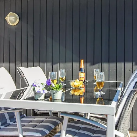 Tilda - 275m From The Sea By Interhome Løkken