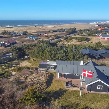 Tilda - 275m From The Sea By Interhome *